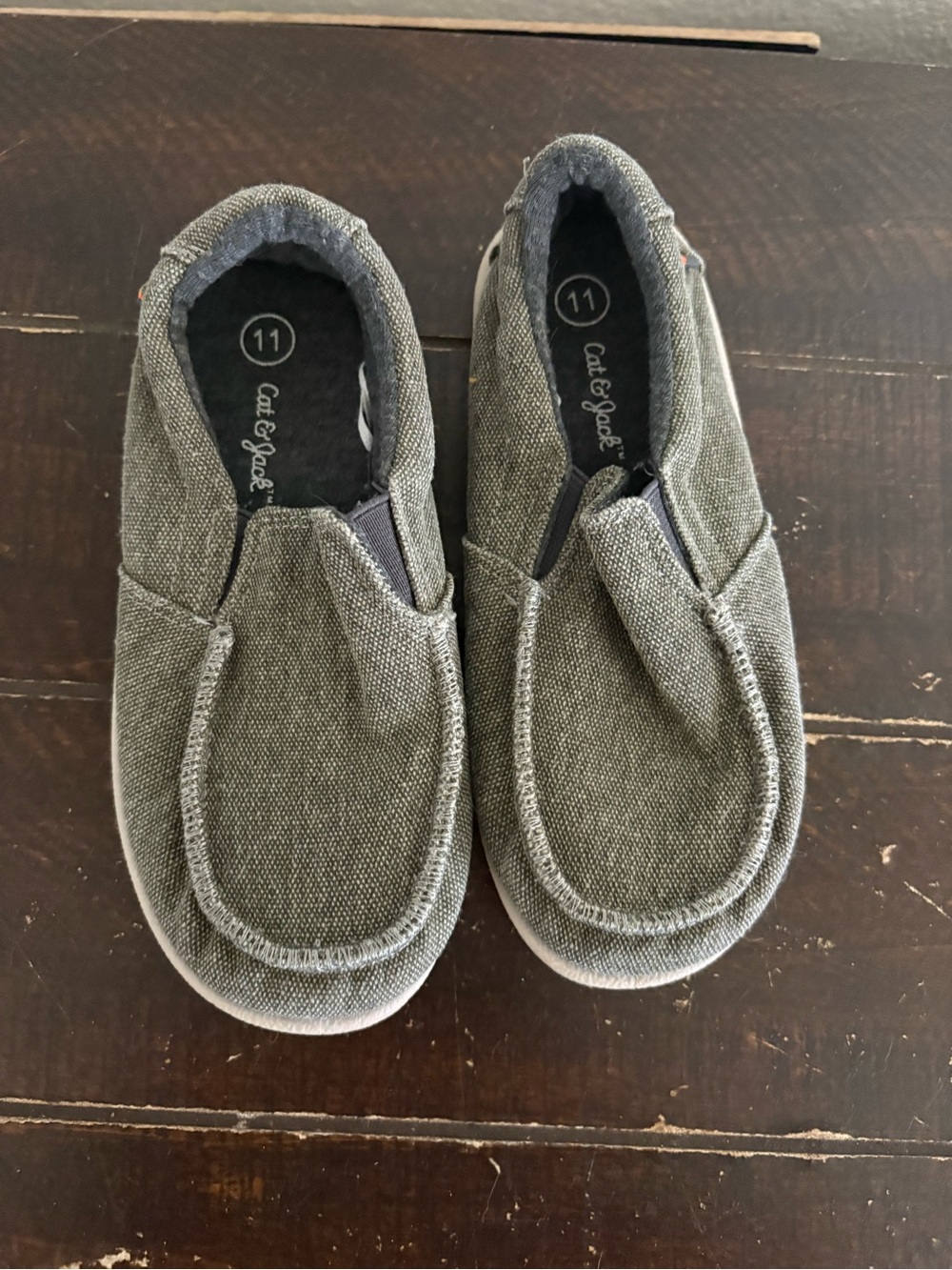 Boys Cat and Jack slip on shoes